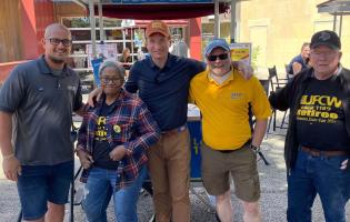 members of UFCW1189 union at the Minnesota state fair